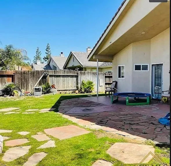 12216 Kingfisher Ave — Photo 1
