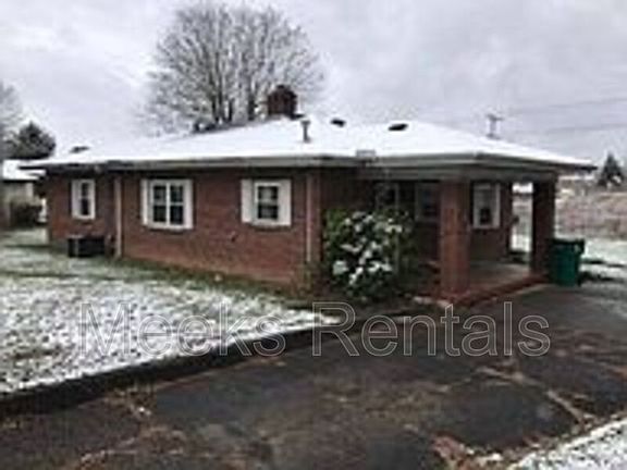 2nd image of 3415 Teays Valley Rd