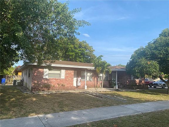 2nd image of 2064 NW 15th Avenue