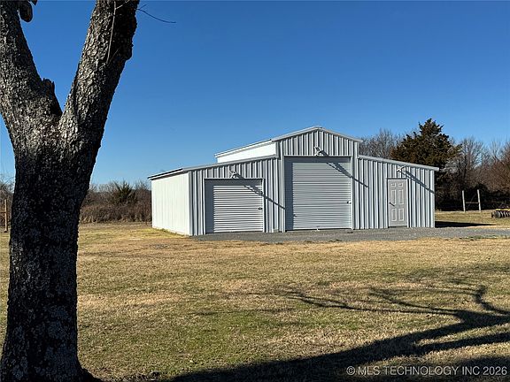 2nd image of 119 Hagen Rd