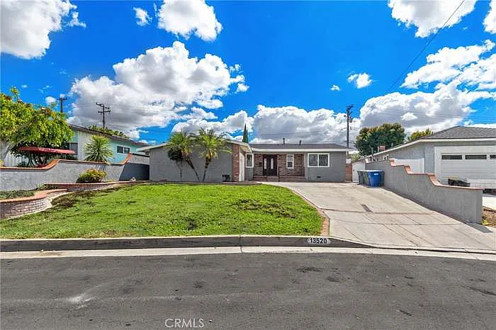 13520 Heflin Dr — Photo 35