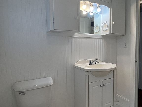 5th image of 1706 W Arrowhead Pl