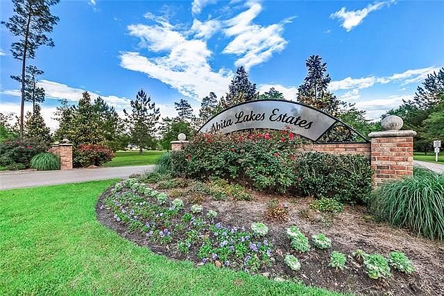 1st image of 539 Camden Park Dr