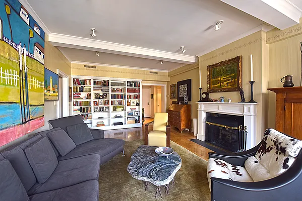 Sold by Prime Manhattan | media 28