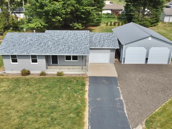 16271 7th St, Pecatonica, IL 61063