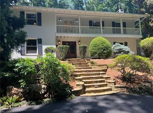 590 Knob View Dr, Winston Salem, NC 27104