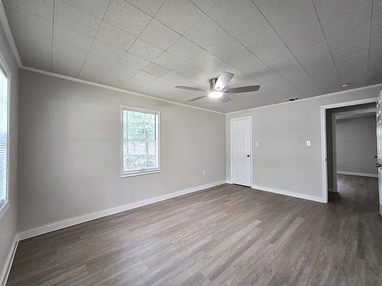 299 Francis St — Photo 12