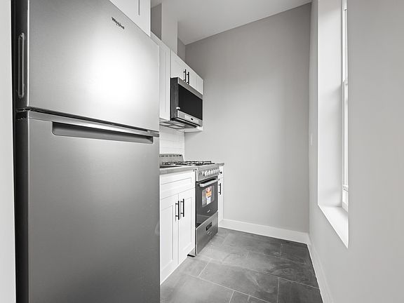 5th image of 282 Martense St #2