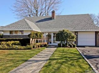 5 Cathay Rd, East Rockaway, NY 11518