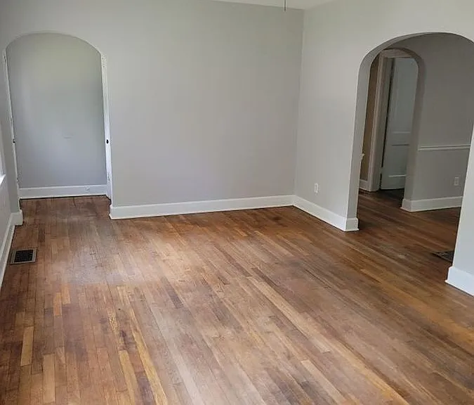 1411 Hill St — Photo 4