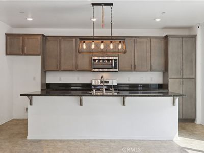 833 S Sumac Ln, Rialto, CA, 92376