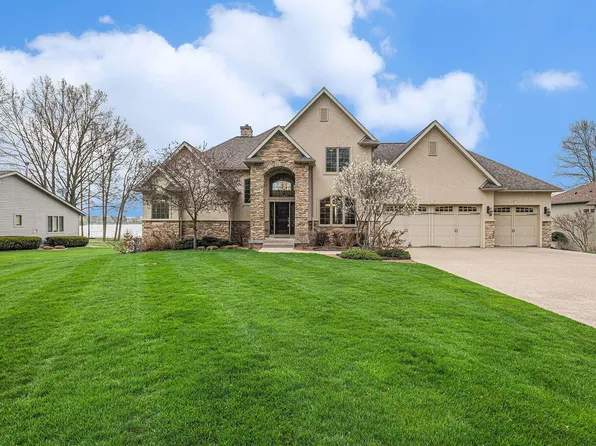 149 Lakewood Dr, East Leroy, MI 49051