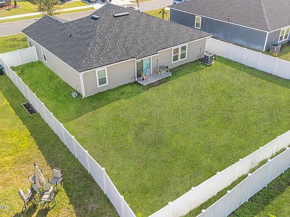 2nd image of 1753 BOSTON COMMONS Way