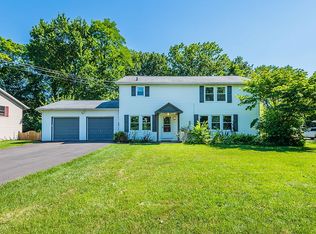 817 Meadow Ln, Camp Hill, PA 17011