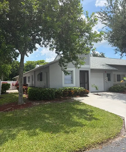 8934 Sunnywood Pl — Photo 2