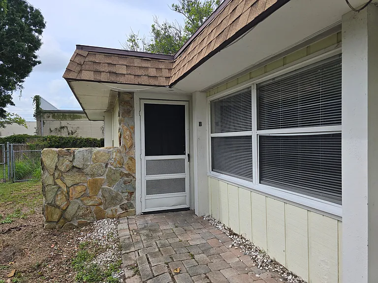 3413 Sherwood Dr #B — Photo 3