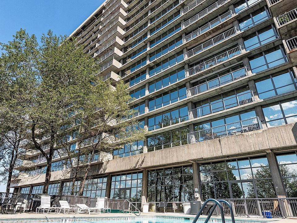 1st image of 600 E Admiral Blvd #1105