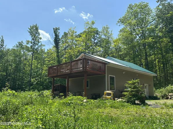 290 Hogan Hill Road, Crown Point, NY 12928