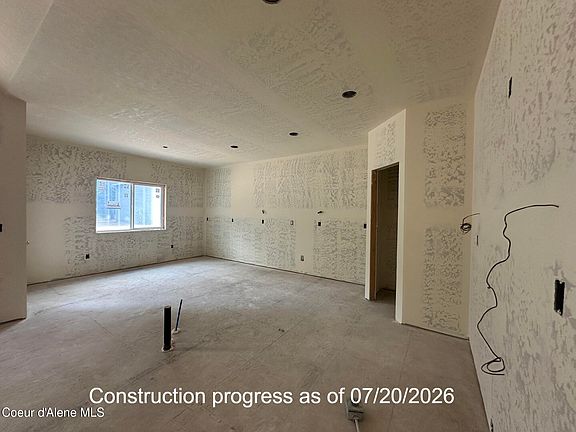 4th image of 2663 W Seasons Rd