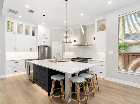 905 Rolling Meadows Ct, Allen, TX 75013