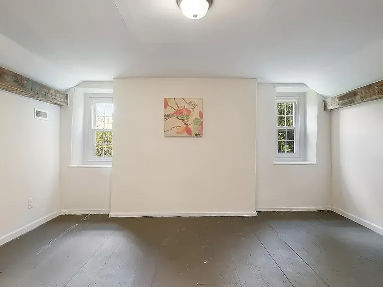 4564 Durham Rd — Photo 11