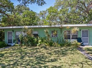 124 Cedar Ave, Cocoa Beach, FL 32931