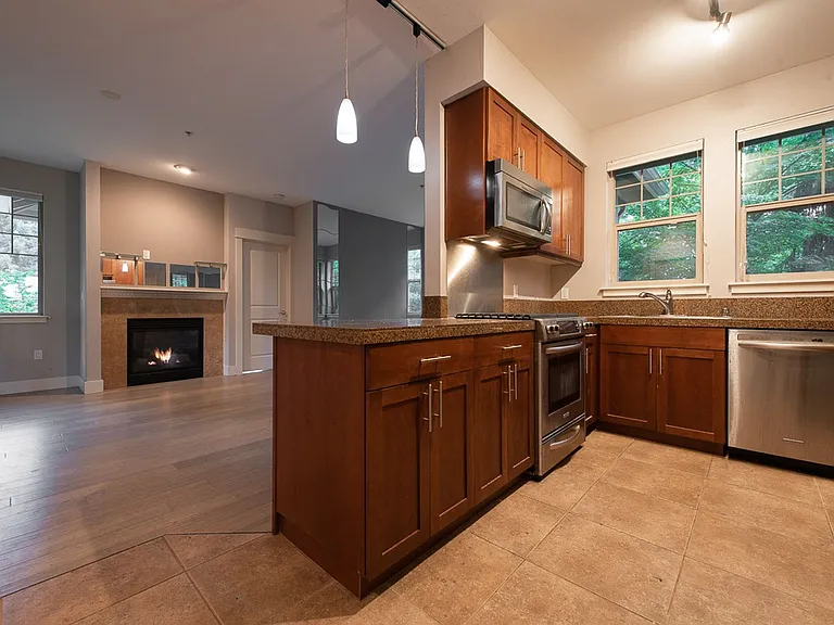 8535 Avondale Rd NE #A201 — Photo 10
