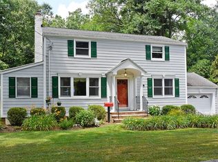 67 Rowan Rd, Chatham, NJ 07928