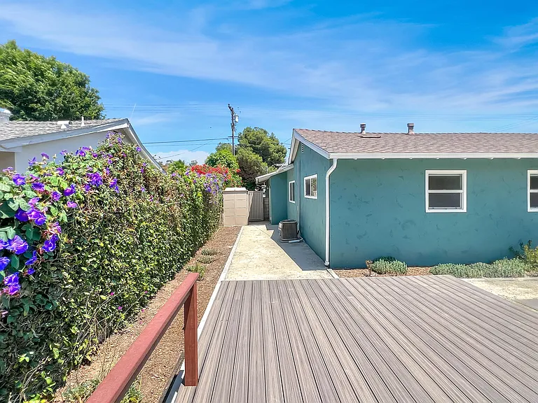 13902 Powers Rd — Photo 23
