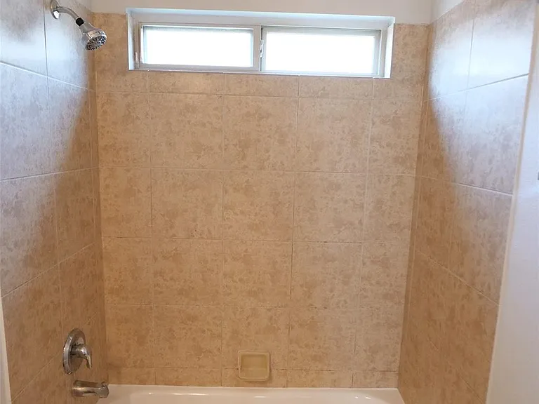 21339 Pine Monte Ridge Ln — Photo 16