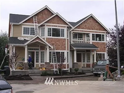 1581 1583 Estate photo 1