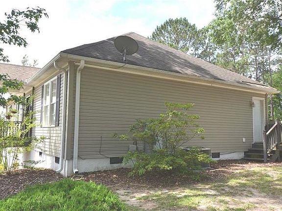 4th image of 4226 Chestnut Dr