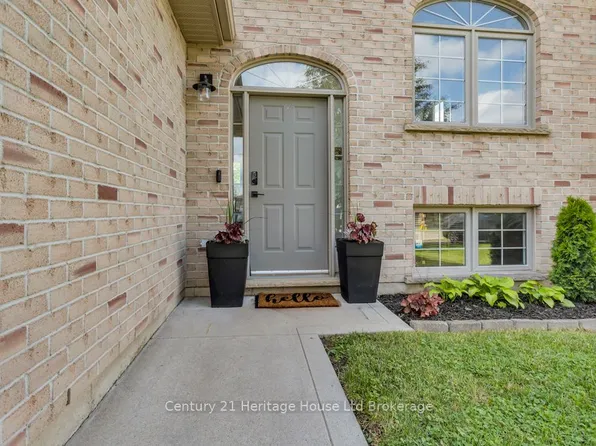 14 Herford St, Tillsonburg, ON N4G 4V2