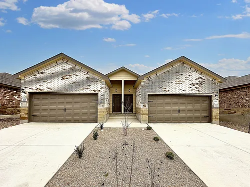 351 Emma Dr Photo 1