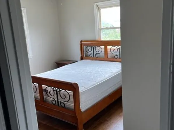 7423 Walker Mill Dr, Capitol Heights, MD 20743