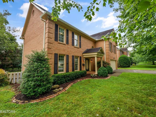 882 Hansmore Pl, Knoxville, TN 37919