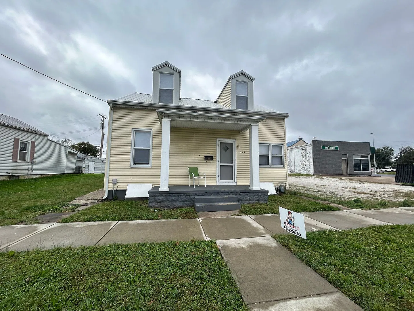 325 N. 14th — Photo 1