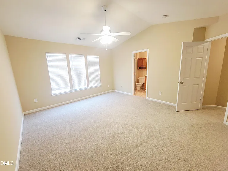 8327 Glenwood Springs Ct — Photo 24