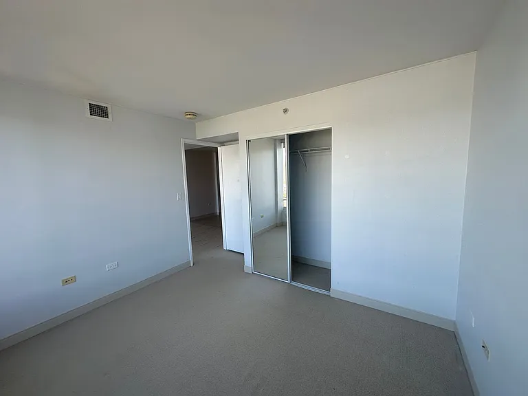 1009 Kapiolani Blvd #3402 — Photo 10
