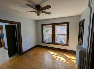 1922 Sharon Ave SE #2, Minneapolis, MN 55414