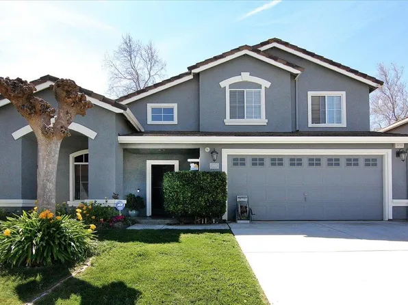 2155 Beachwood Ct, Hollister, CA 95023
