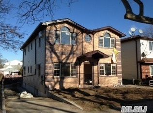 22915 148th Ave, Rosedale, NY 11413