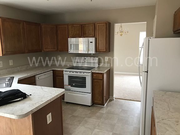 3rd image of 8436 Church Ln