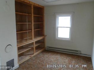 41 S Bishop St, Westminster, MD 21157