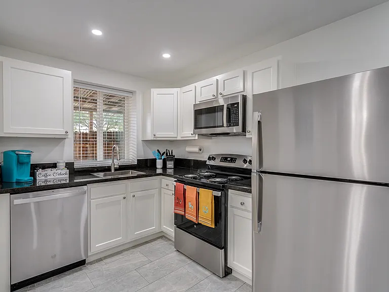 3300 E Bellevue St #5 — Photo 7
