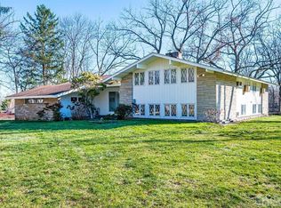 411 New Dover Rd, Colonia, NJ 07067