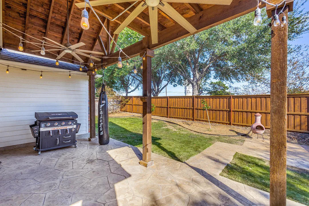 4 bed, 2076 sqft, $2,750 — Photo 4