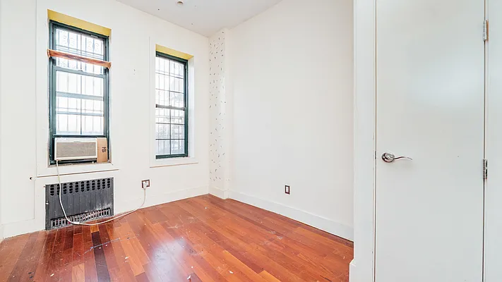 Rented by Nooklyn NYC LLC | media 17