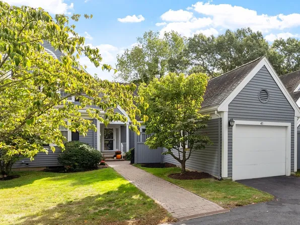 41 Mitchell Grant Way #41, Bedford, MA 01730