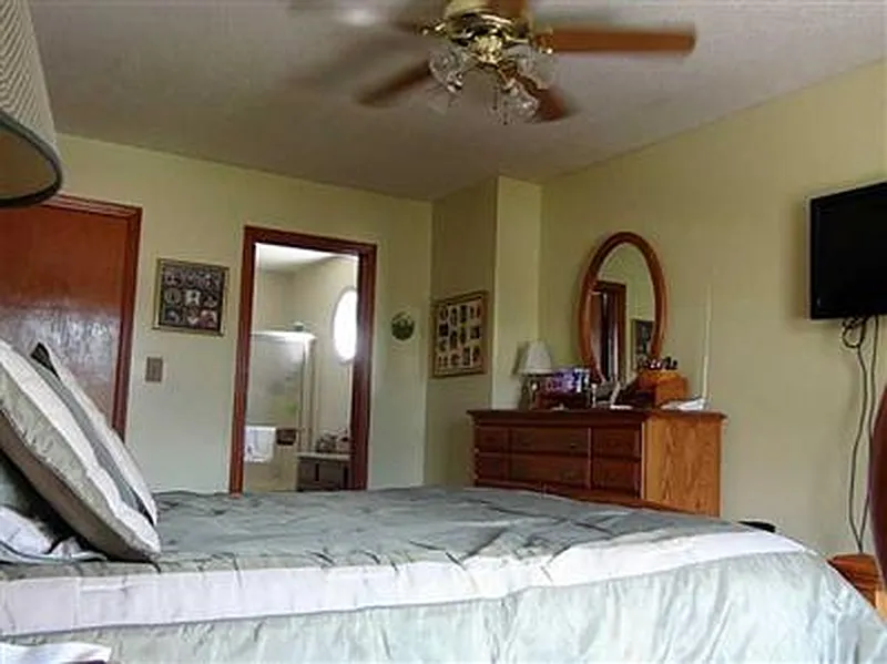 Thumbnail 13